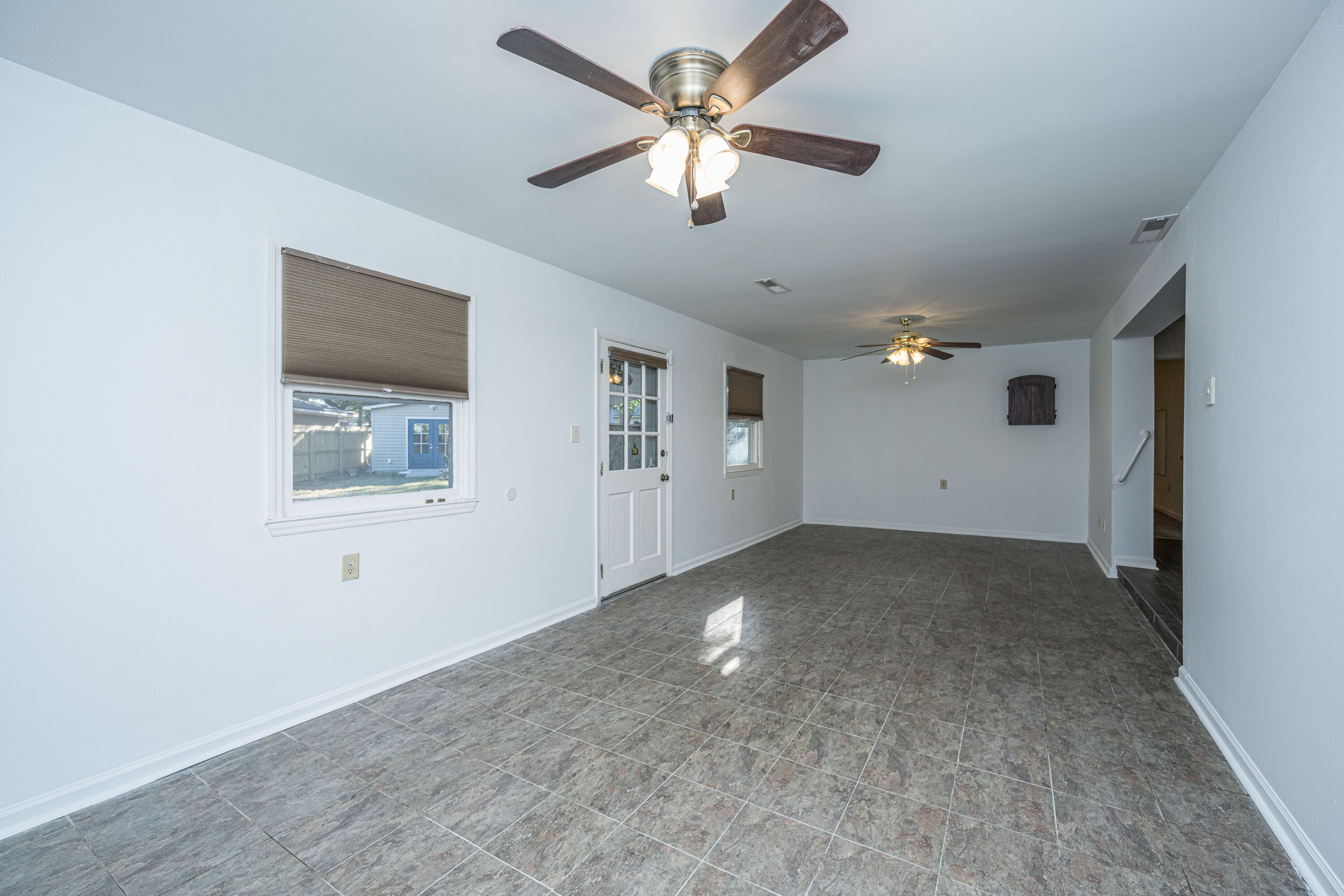 1563 North Relyea Avenue Charleston, SC 29412 - Photo 30 of 45 1563RelyeaAve016