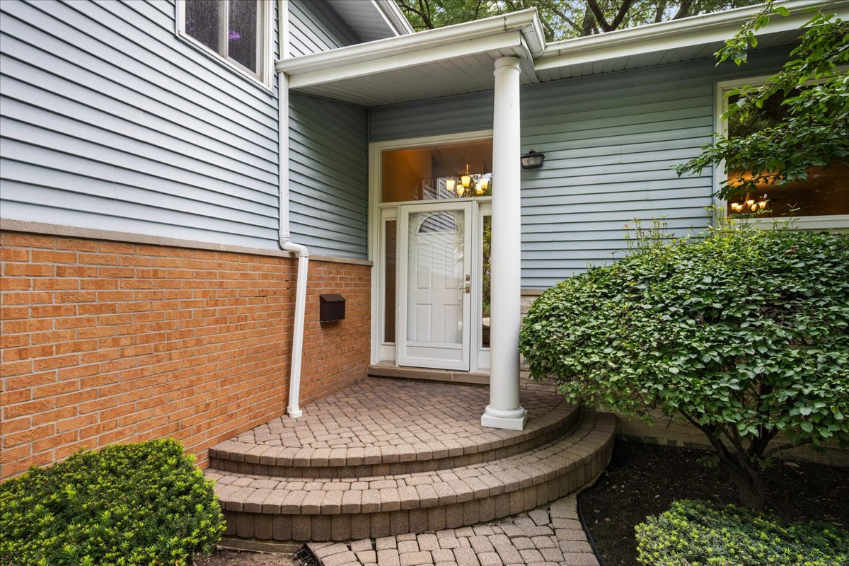 1115 Kenton Road Deerfield, IL 60015 - Photo 2 of 30 a view of a entryway door of house
