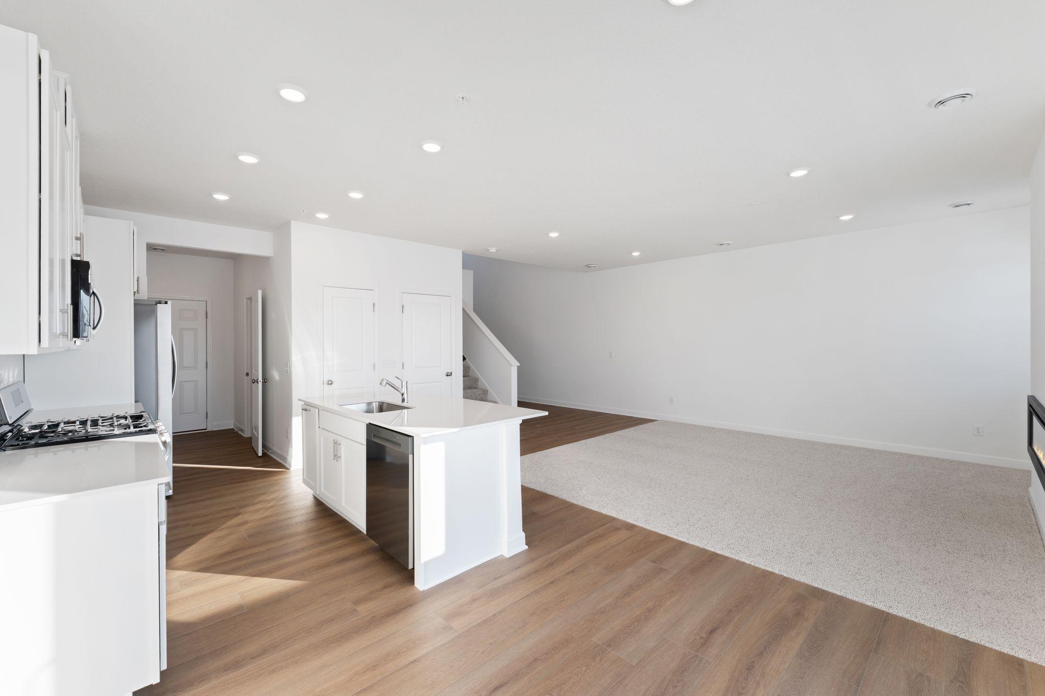 14389 Allerton Way Rosemount, MN 55068 - Photo 10 of 36