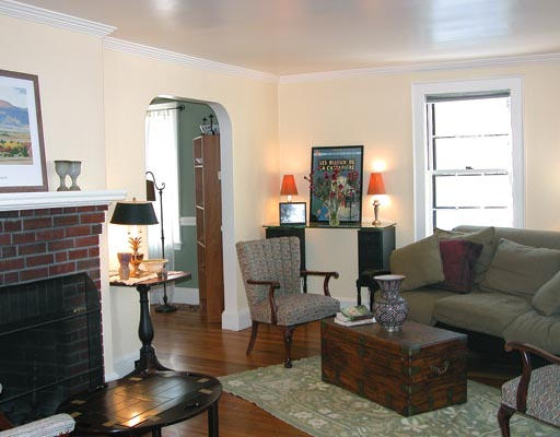 17 Clearwater Road Brookline, MA 02467 - Photo 3 of 3 Gallery Image 3