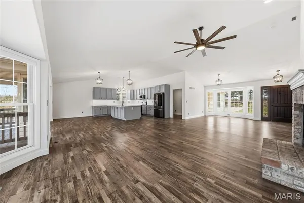 $1,170,000 | 2255 County Farm Road, Wright City, MO 63390