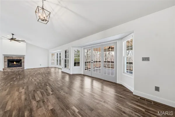 $1,170,000 | 2255 County Farm Road, Wright City, MO 63390