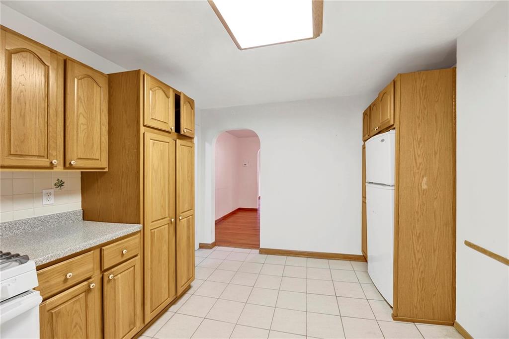 449 57th Street Brooklyn, NY 11220 - Photo 9 of 24