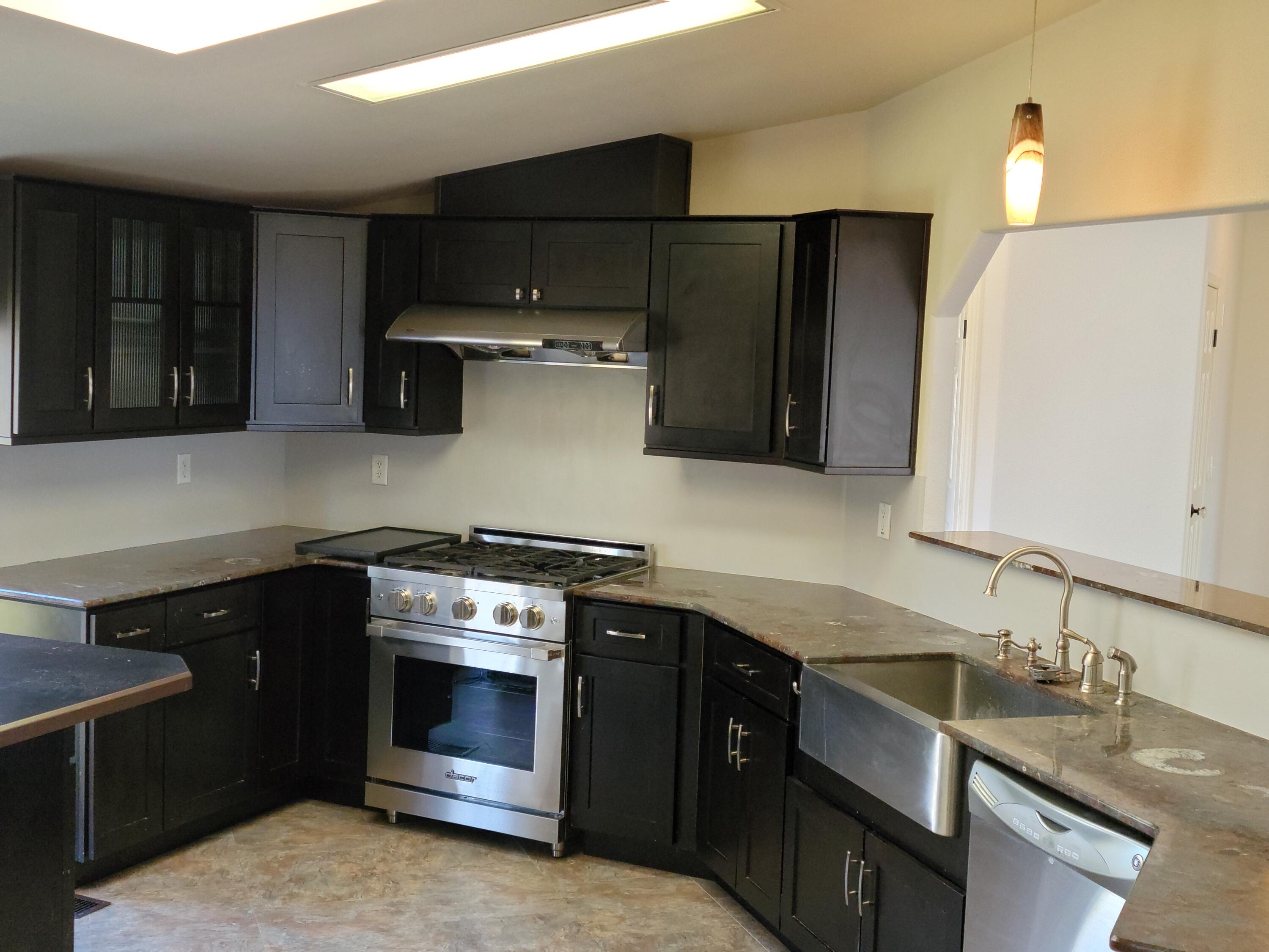 12345 North Obenchain Road Eagle Point, OR 97524 - Photo 31 of 71 kitchen pic 2