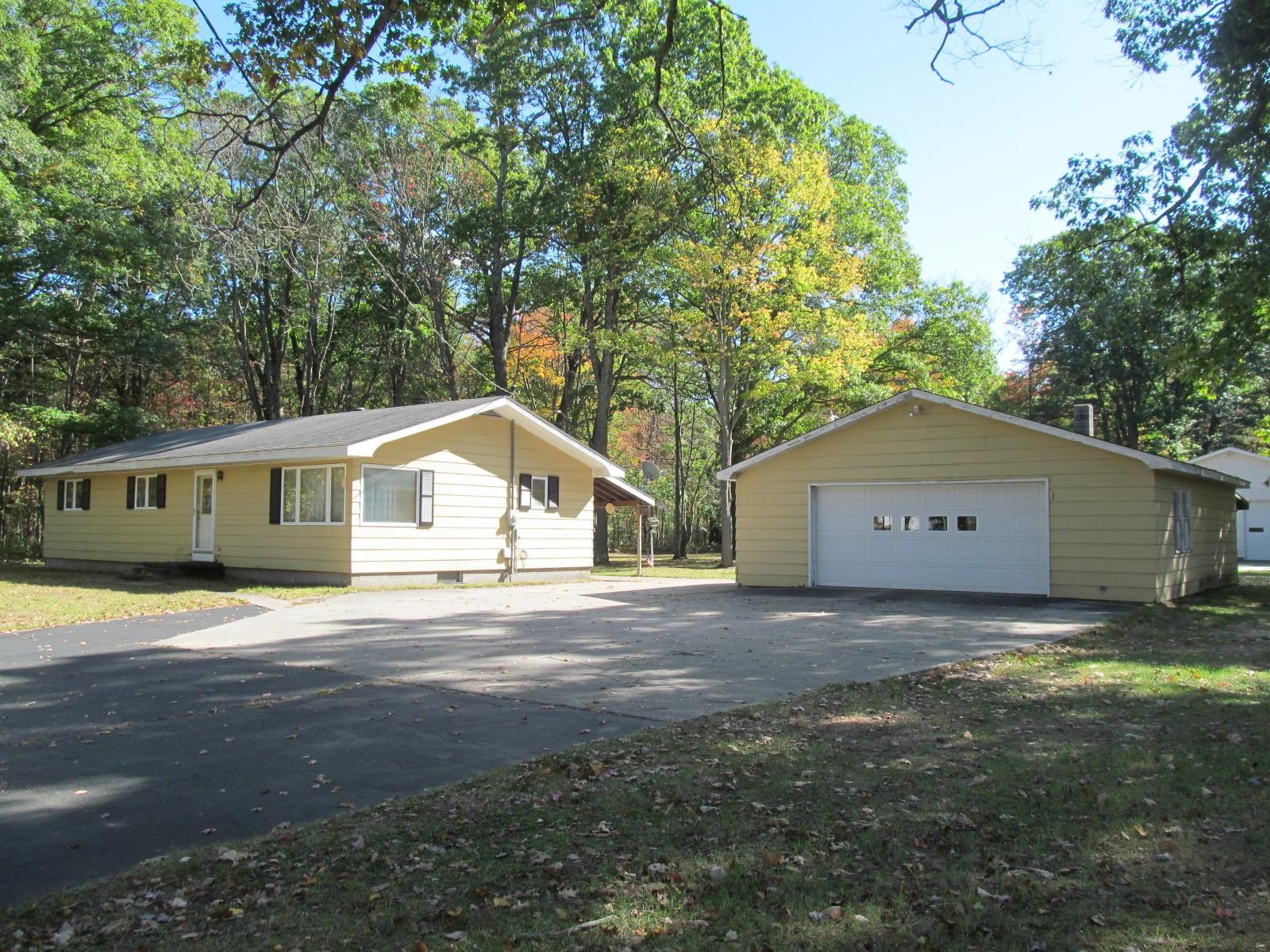 11830 34 Road Cadillac, MI 49601 - Photo 26 of 49