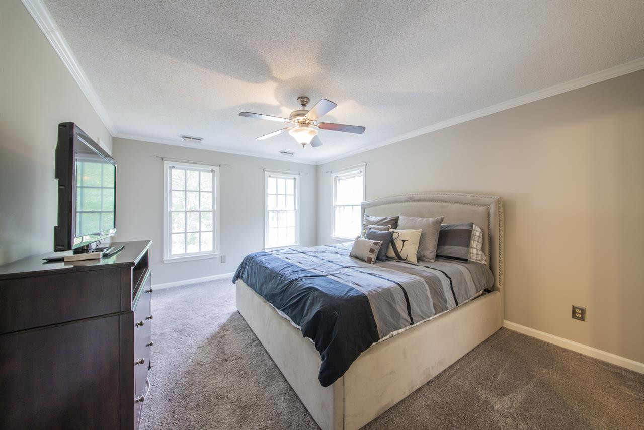 11904 North Exeter Way Raleigh, NC 27613 - Photo 10 of 19 Photo 10