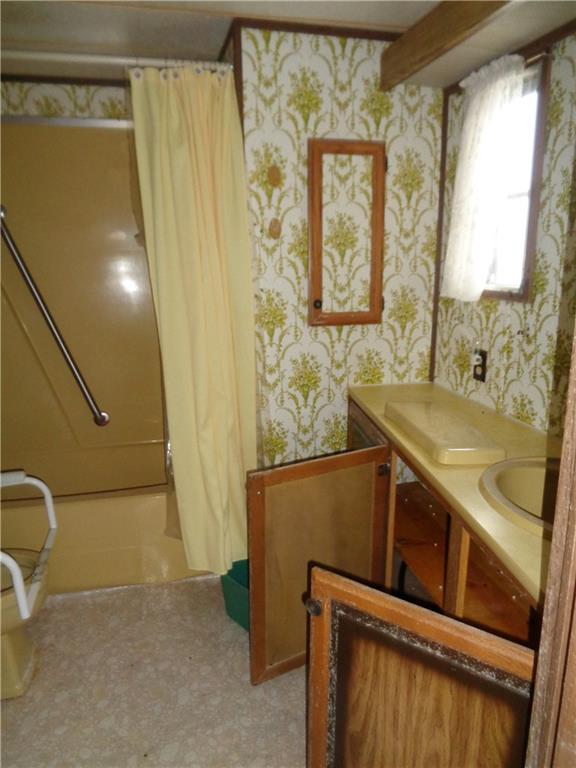 140 Baker Road Greenville, PA 16125 - Photo 8 of 13