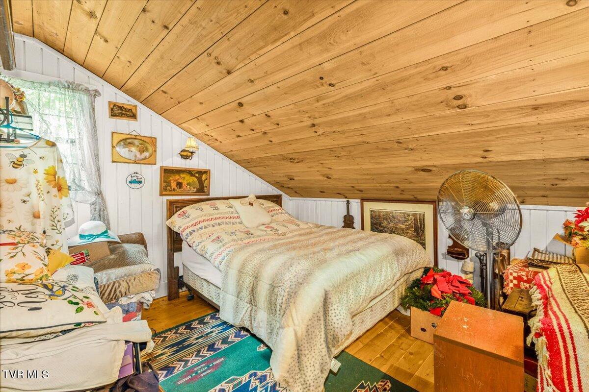 415 Stone Mountain Road Bulls Gap, TN 37711 - Photo 23 of 40 25-128A4688