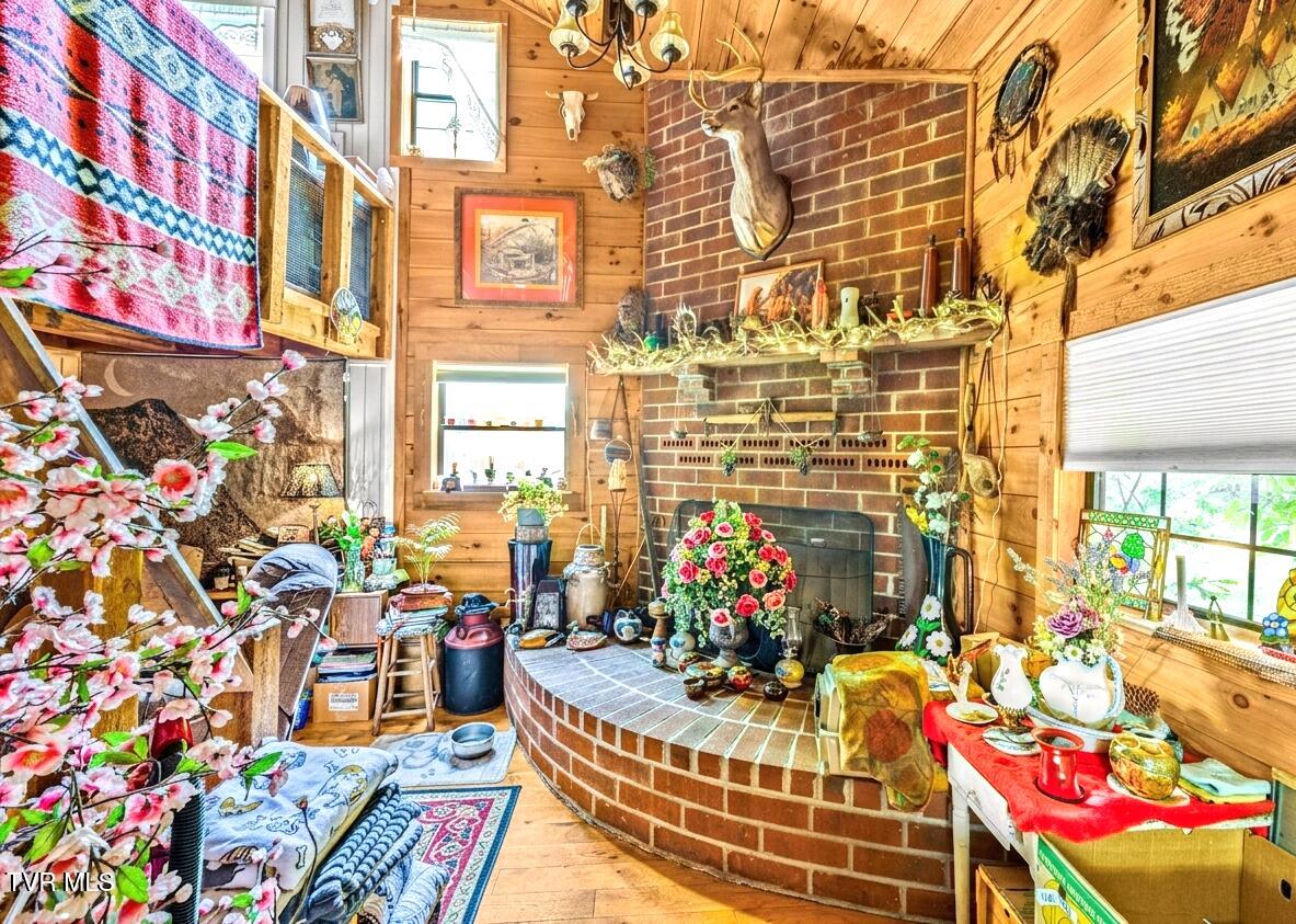 415 Stone Mountain Road Bulls Gap, TN 37711 - Photo 5 of 40 interior