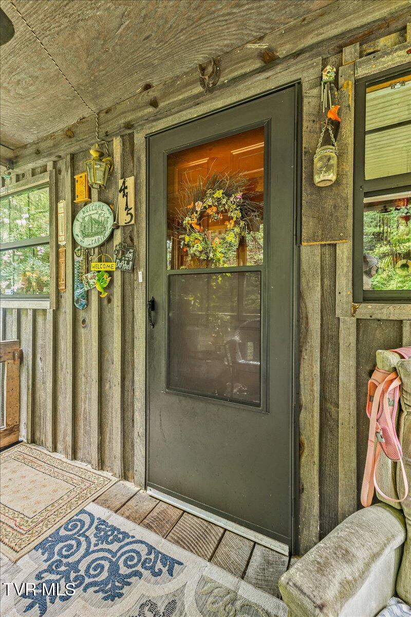 415 Stone Mountain Road Bulls Gap, TN 37711 - Photo 8 of 40 08-128A4624