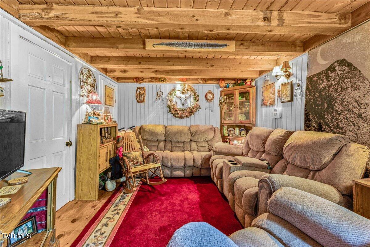 415 Stone Mountain Road Bulls Gap, TN 37711 - Photo 10 of 40 12-128A4641
