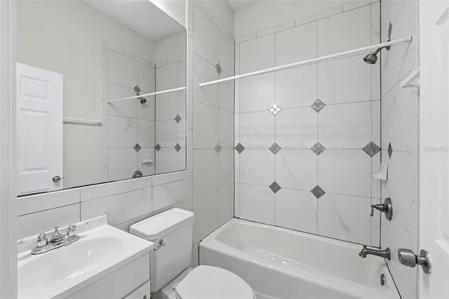 $3,800 | 5608 Kevin Avenue, Orlando, FL 32819