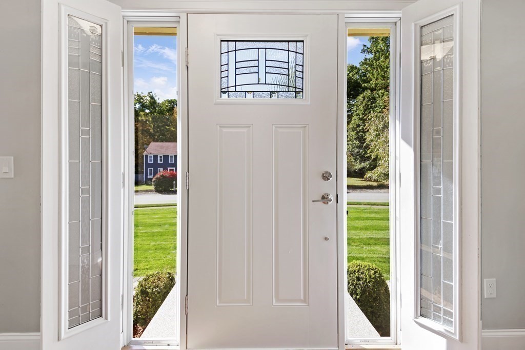 9 Moore Road Hopedale, MA 01747 - Photo 4 of 41 Gallery Image 4