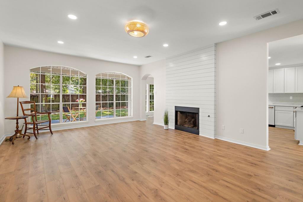 1571 Cherry Ridge Court Mandeville, LA 70448 - Photo 3 of 21 Gallery Image 3