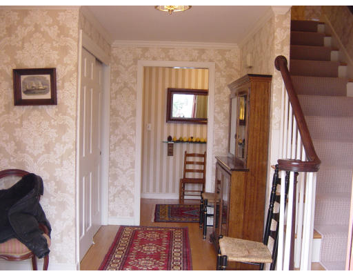 76 Cleveland Road Wellesley, MA 02481 - Photo 7 of 13
