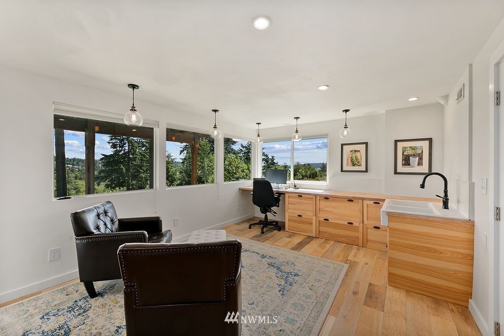17328 Sylvester Road Southwest Burien, WA 98166 - Photo 22 of 40 Gallery Image 22
