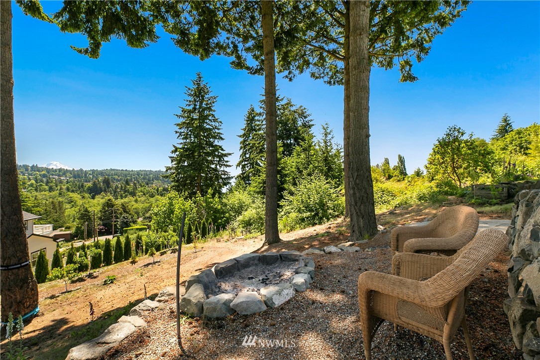 17328 Sylvester Road Southwest Burien, WA 98166 - Photo 32 of 40 Gallery Image 32