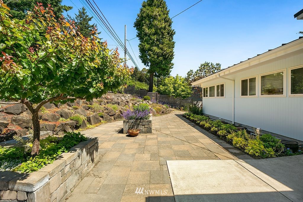 17328 Sylvester Road Southwest Burien, WA 98166 - Photo 36 of 40 Gallery Image 36