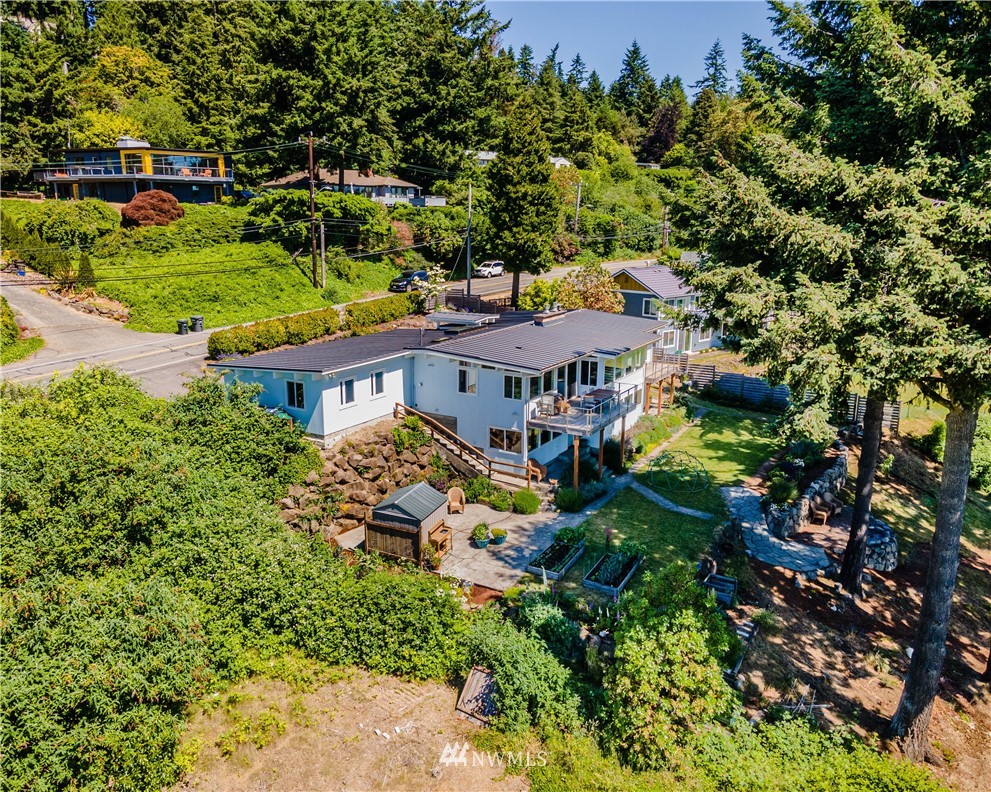 17328 Sylvester Road Southwest Burien, WA 98166 - Photo 39 of 40 Gallery Image 39