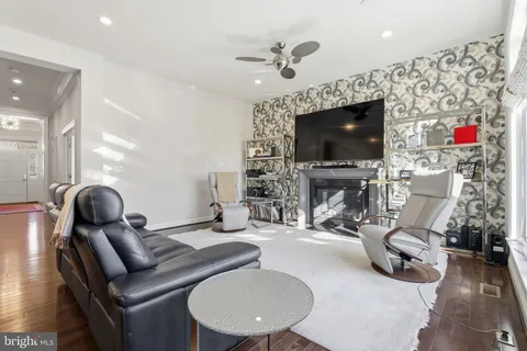 $1,950,000 | 5338 Camberley Avenue, Bethesda, MD 20814