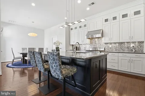 $1,950,000 | 5338 Camberley Avenue, Bethesda, MD 20814