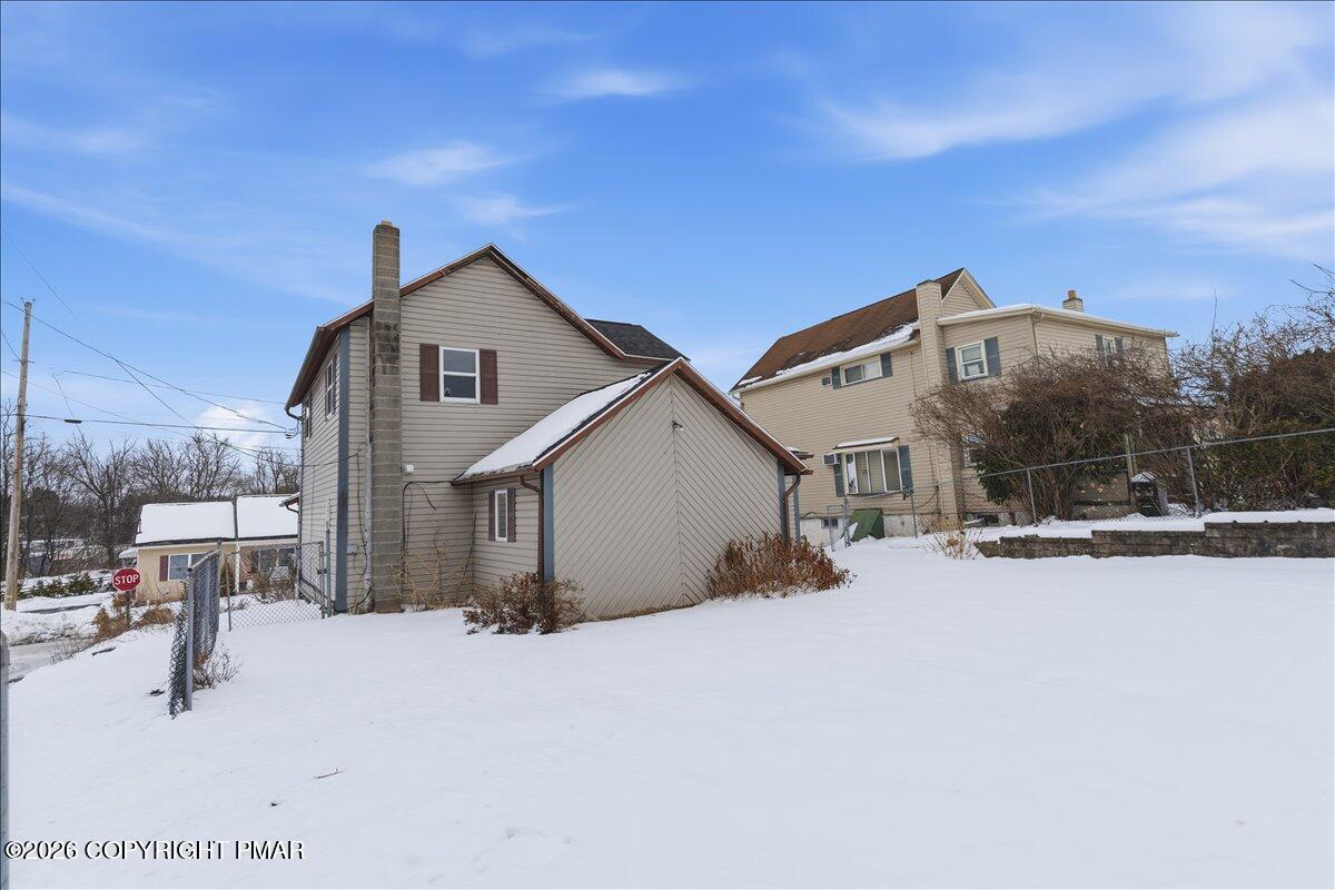 512 Broad Street Pittston, PA 18640 - Photo 34 of 38 Sideview