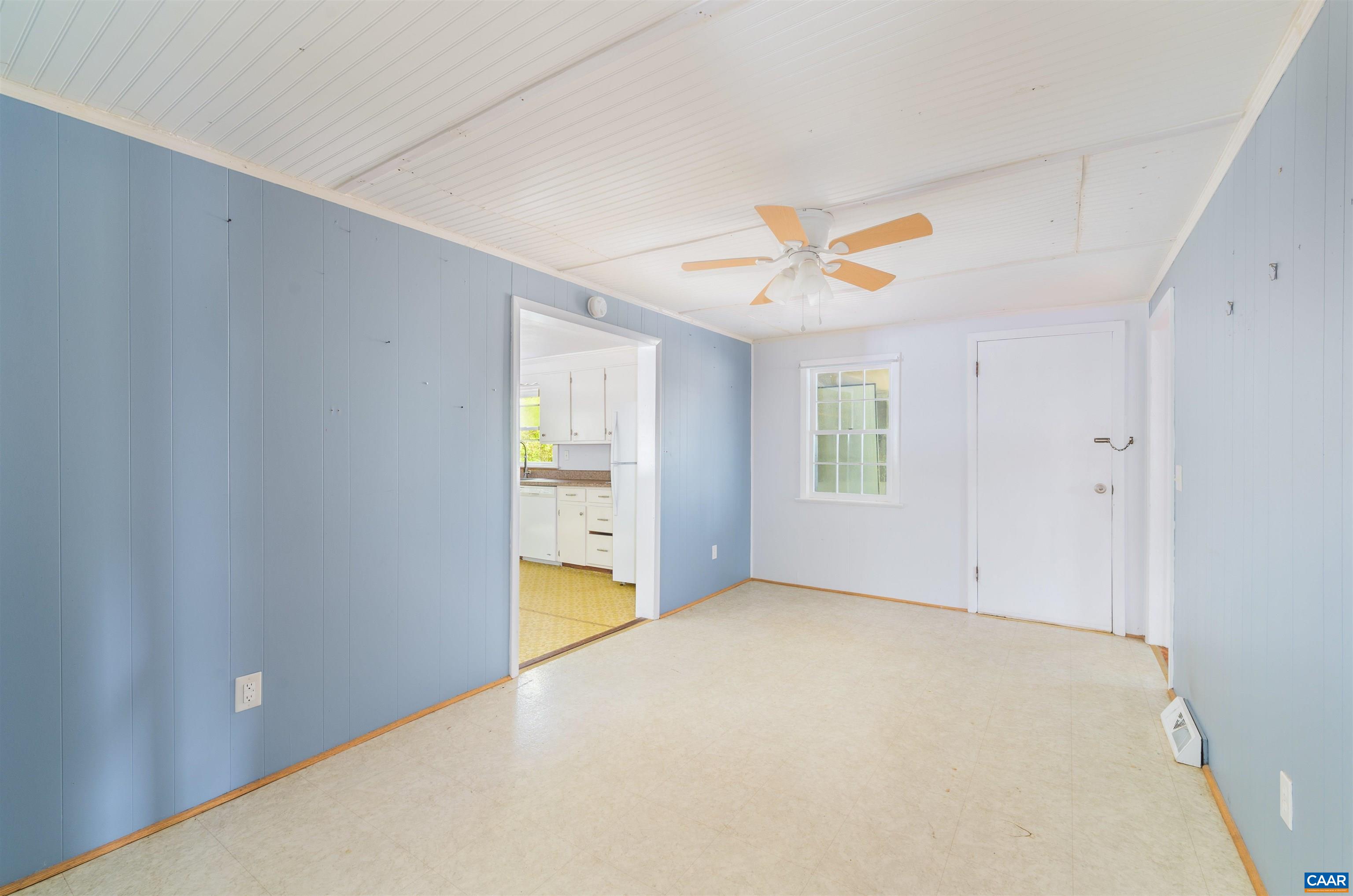 3072 Stony Point Road Charlottesville, VA 22911 - Photo 6 of 41 an empty room with closet and a ceiling fan
