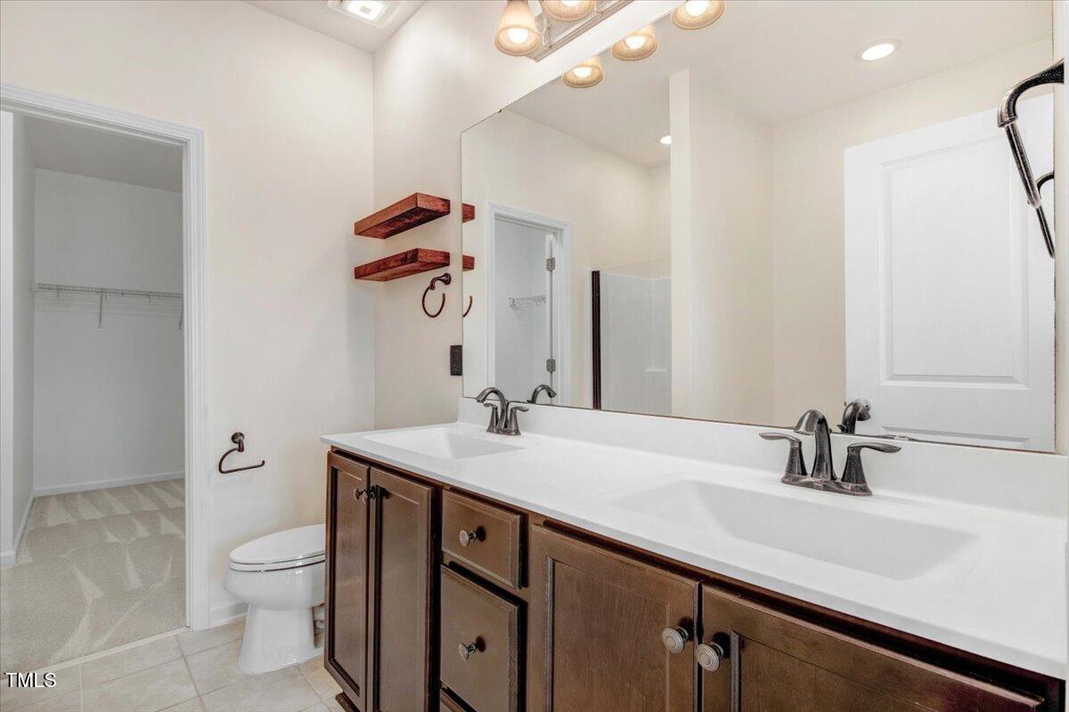 736 Wickham Ridge Road Apex, NC 27539 - Photo 23 of 41 Master Bathroom