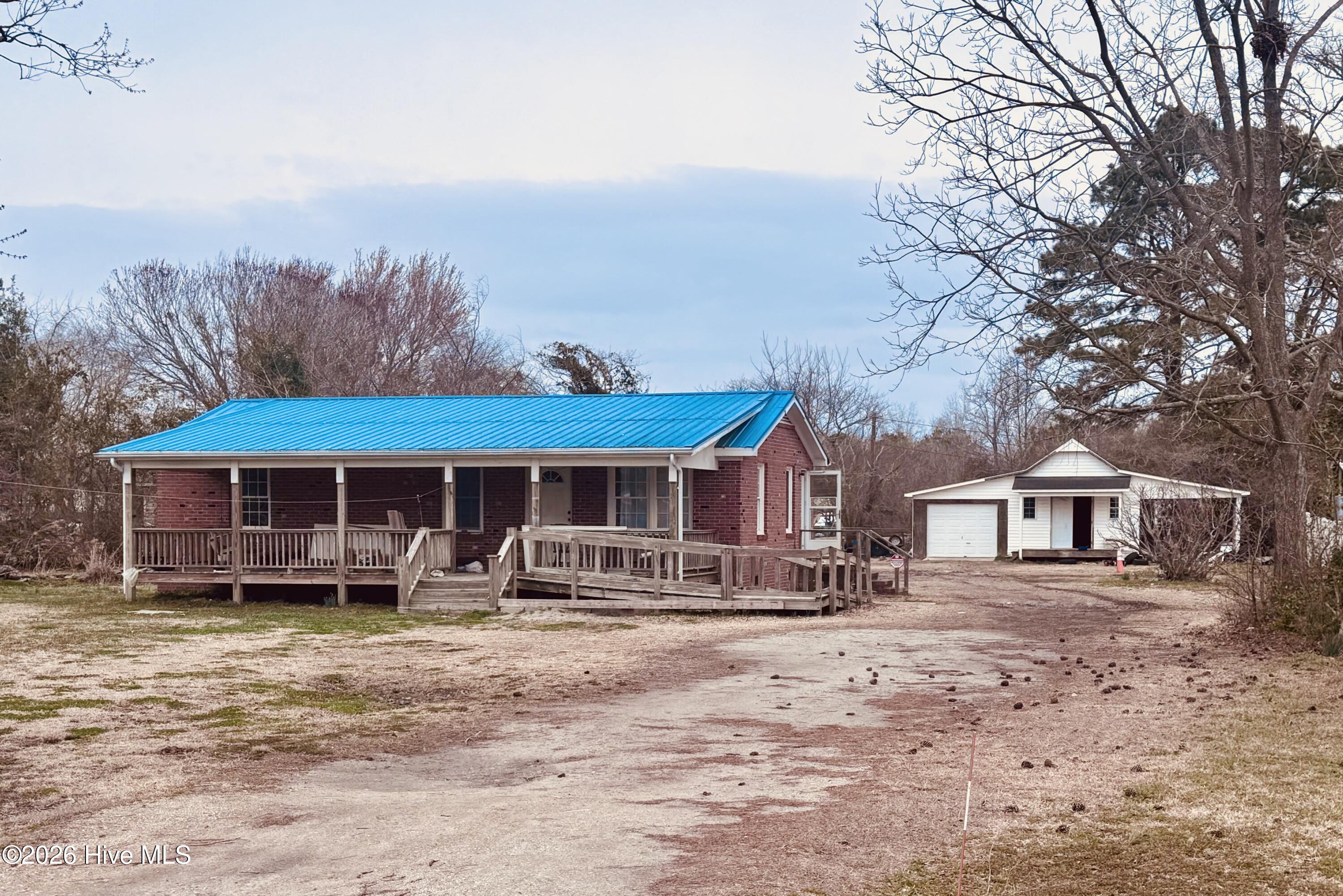 1402 Nine Foot Road Newport, NC 28570 - Photo 1 of 1 front