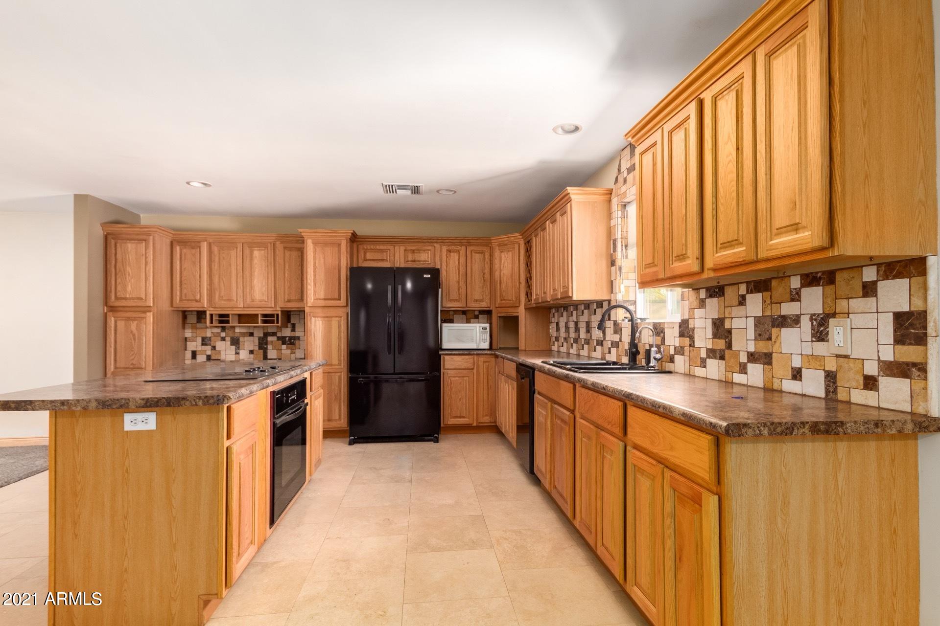 1608 West Inverness Drive Tempe, AZ 85282 - Photo 9 of 23