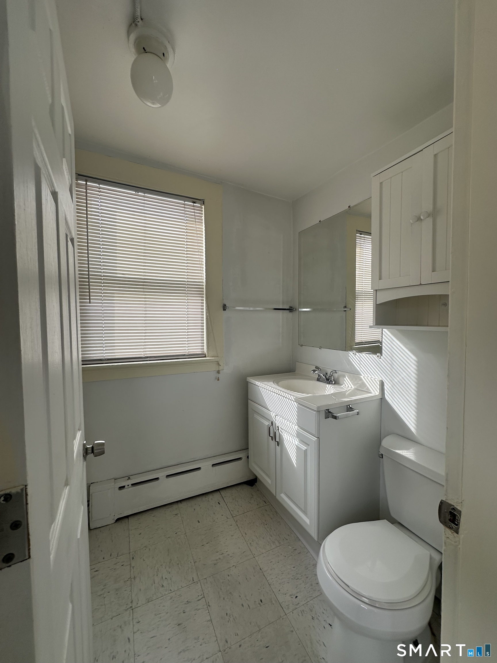 28 George Street, Unit 2 Wallingford, CT 06492 - Photo 5 of 10