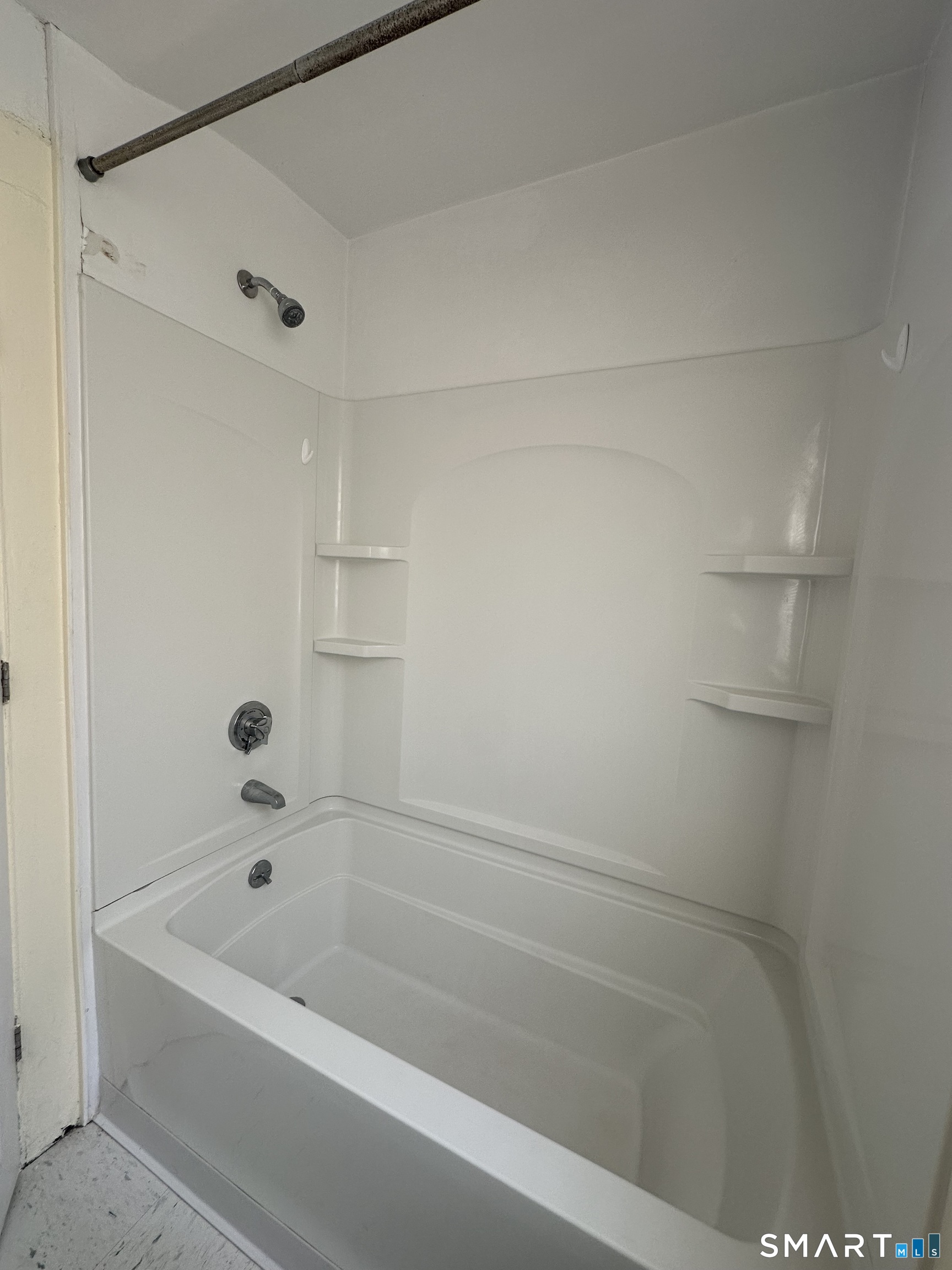 28 George Street, Unit 2 Wallingford, CT 06492 - Photo 6 of 10