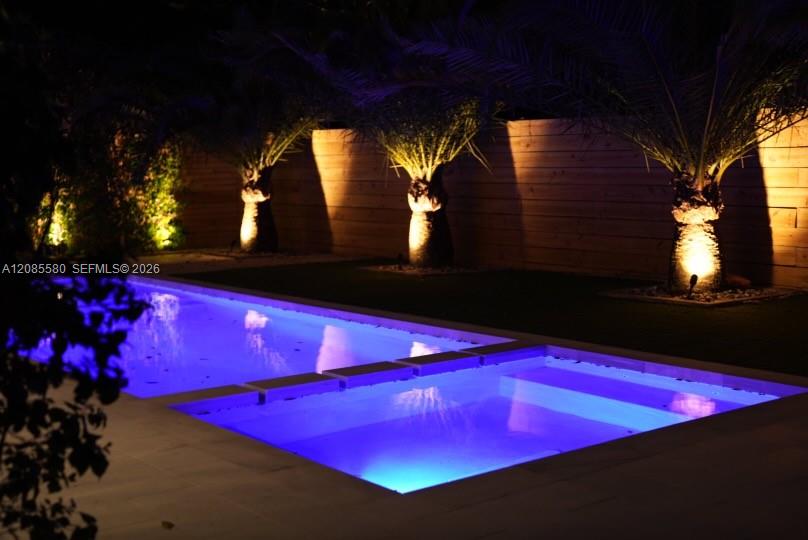 34 Southwest 26th Road Miami, FL 33129 - Photo 3 of 17 Gallery Image 3