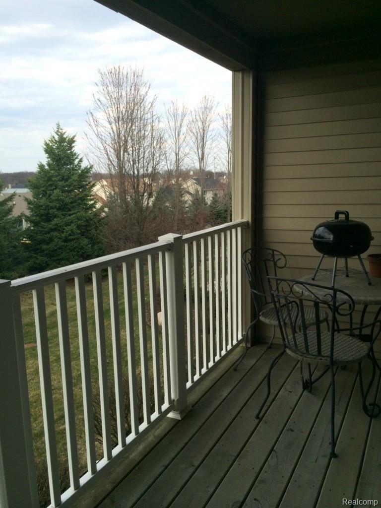 4019 Hampton Ridge Boulevard, Unit 11 Howell, MI 48843 - Photo 23 of 24 IMG_0055_2.jpg