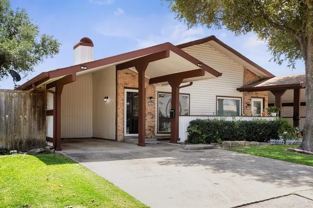 $159,500 | 708 Baruna Circle, Garland, TX 75043