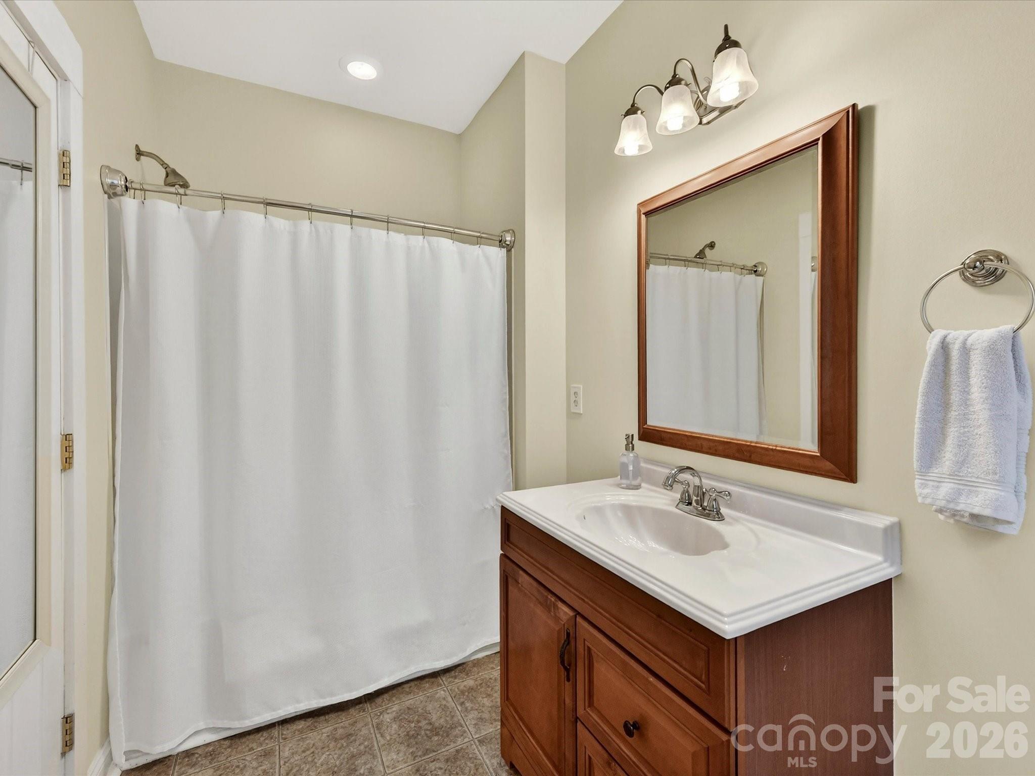 7553 Thorn Creek Lane Tega Cay, SC 29708 - Photo 31 of 46
