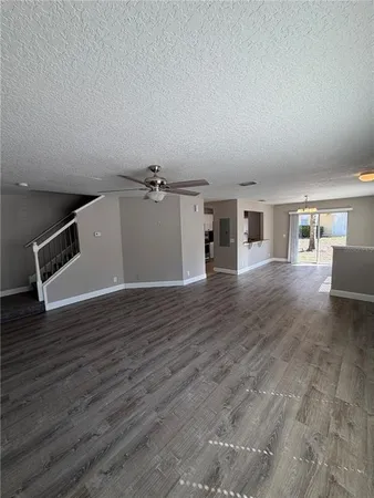 $1,835 | 3430 Dragon View Court, Valrico, FL 33594