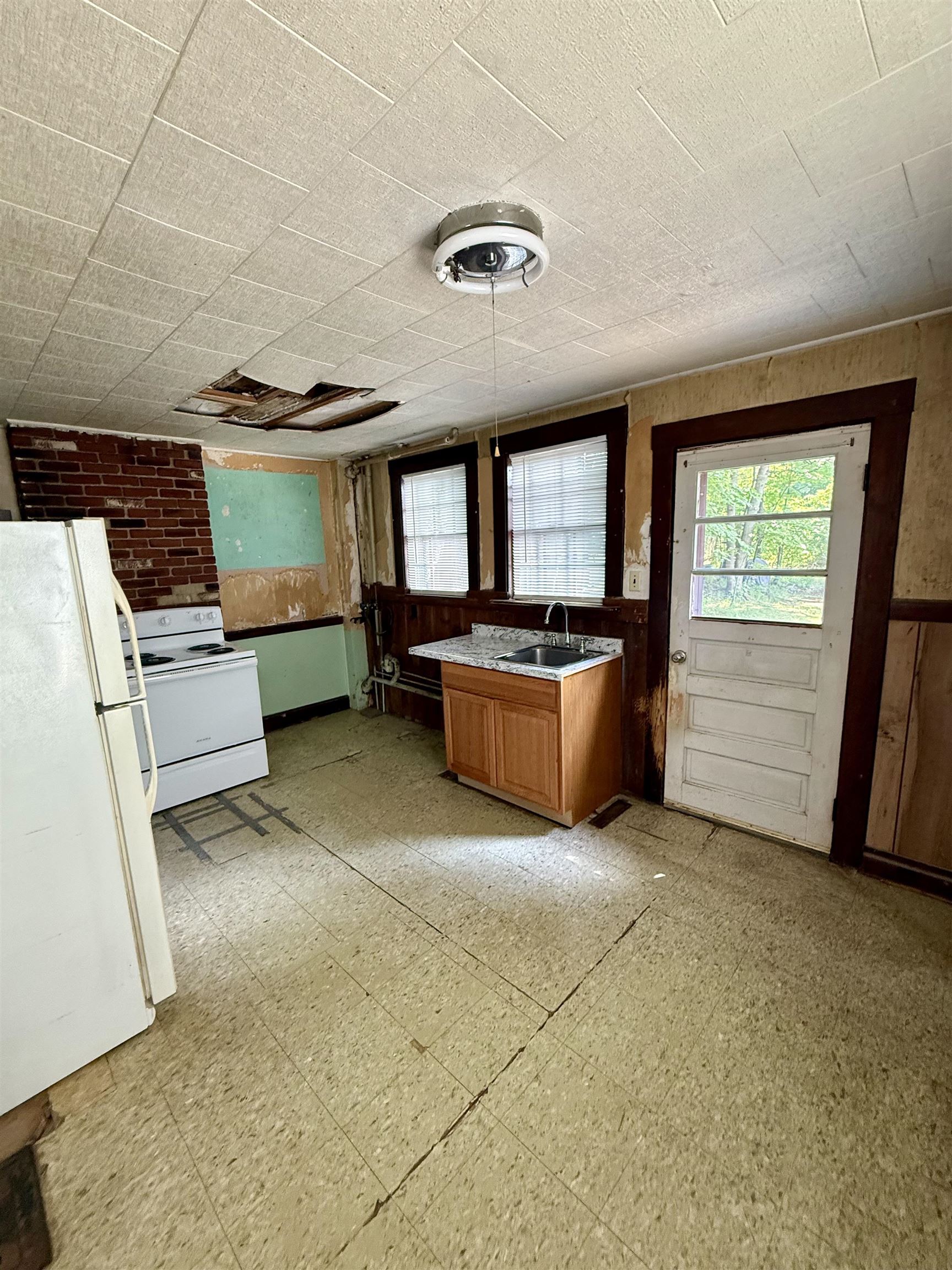 113 Raleigh Way Portsmouth, NH 03801 - Photo 6 of 18 Gallery Image 6