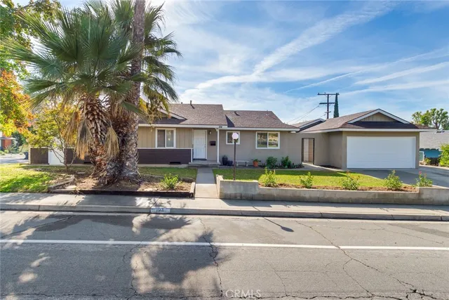 $569,999 | 194 West Blaine Street, Riverside, CA 92507