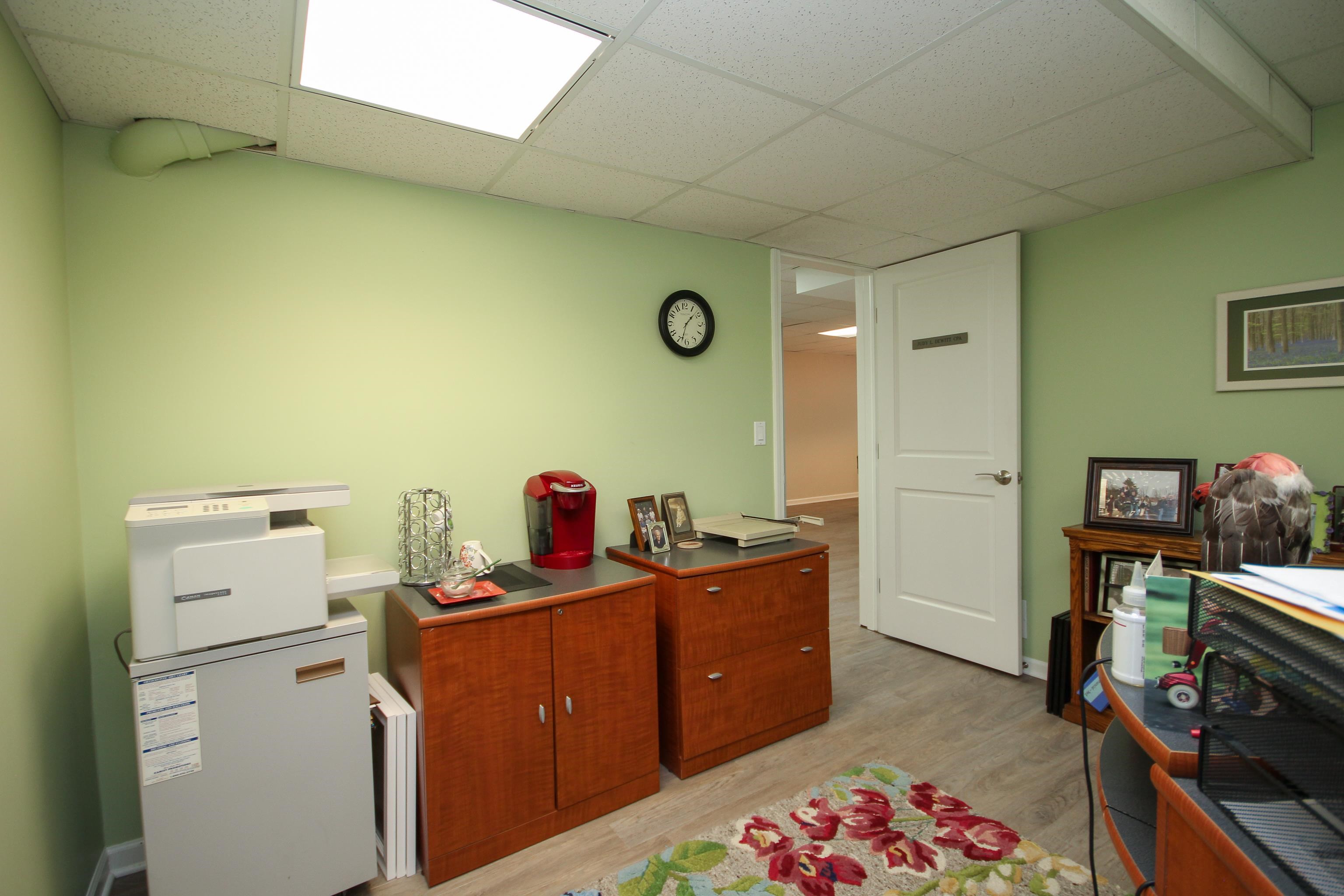 4272 South Meridian Road Mount Pleasant, MI 48858 - Photo 48 of 62 1900921-47.JPG