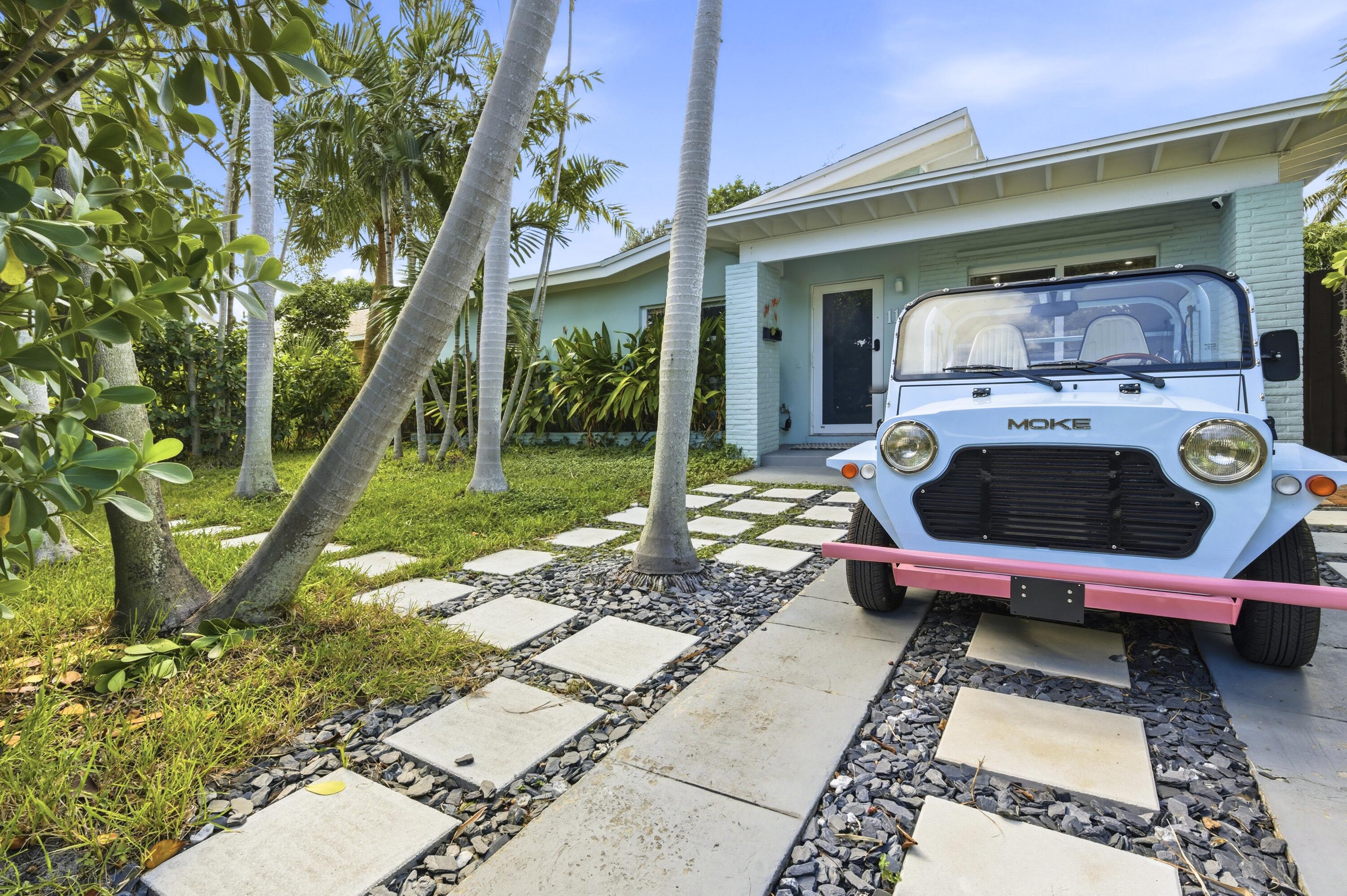 1119 North M Street Lake Worth Beach, FL 33460 - Photo 5 of 26 a view of outdoor space yard deck and patio