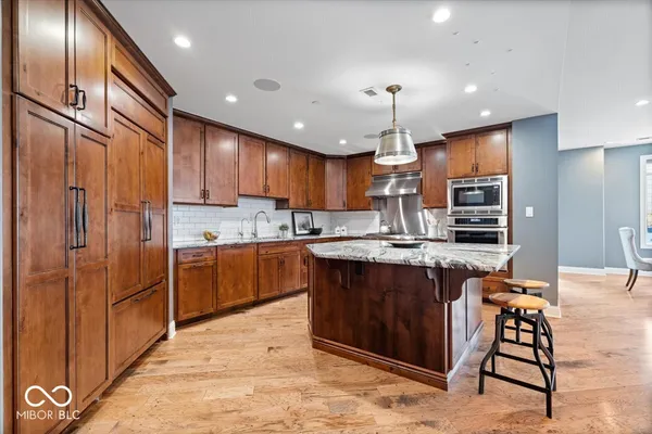 $3,800 | 333 Massachusetts Avenue, Unit 507, Indianapolis, IN 46204