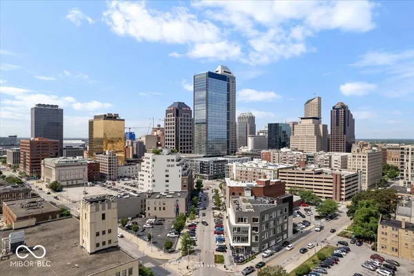 $3,800 | 333 Massachusetts Avenue, Unit 507, Indianapolis, IN 46204