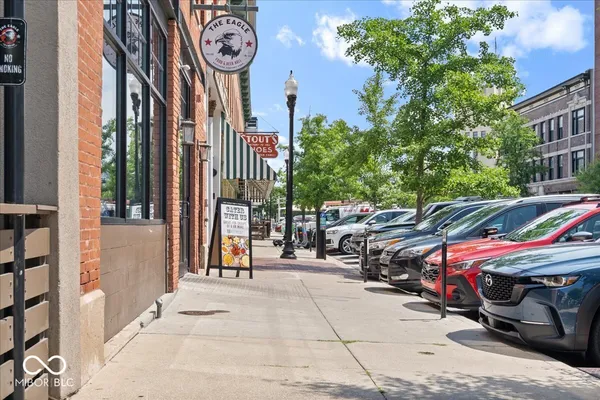 $3,800 | 333 Massachusetts Avenue, Unit 507, Indianapolis, IN 46204