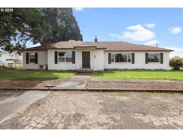 $430,000 | 360 East Elwood Street, Stayton, OR 97383
