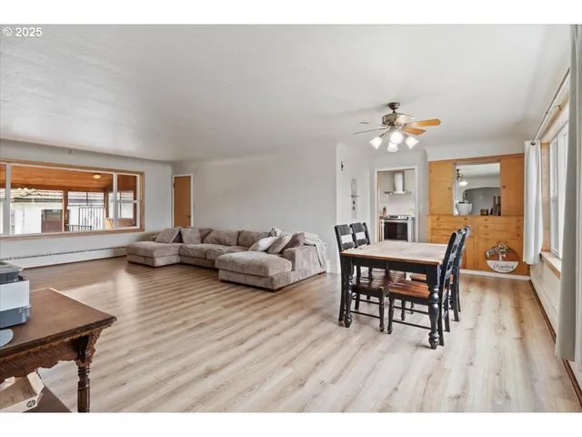 $430,000 | 360 East Elwood Street, Stayton, OR 97383