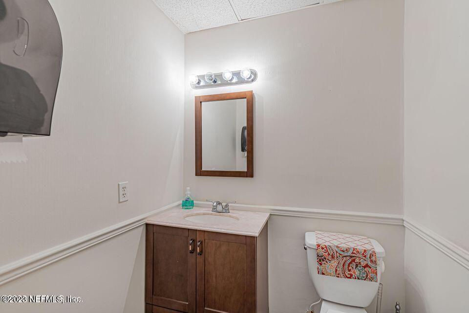 3305 Parental Home Road Jacksonville, FL 32216 - Photo 13 of 26 BATHROOM 1