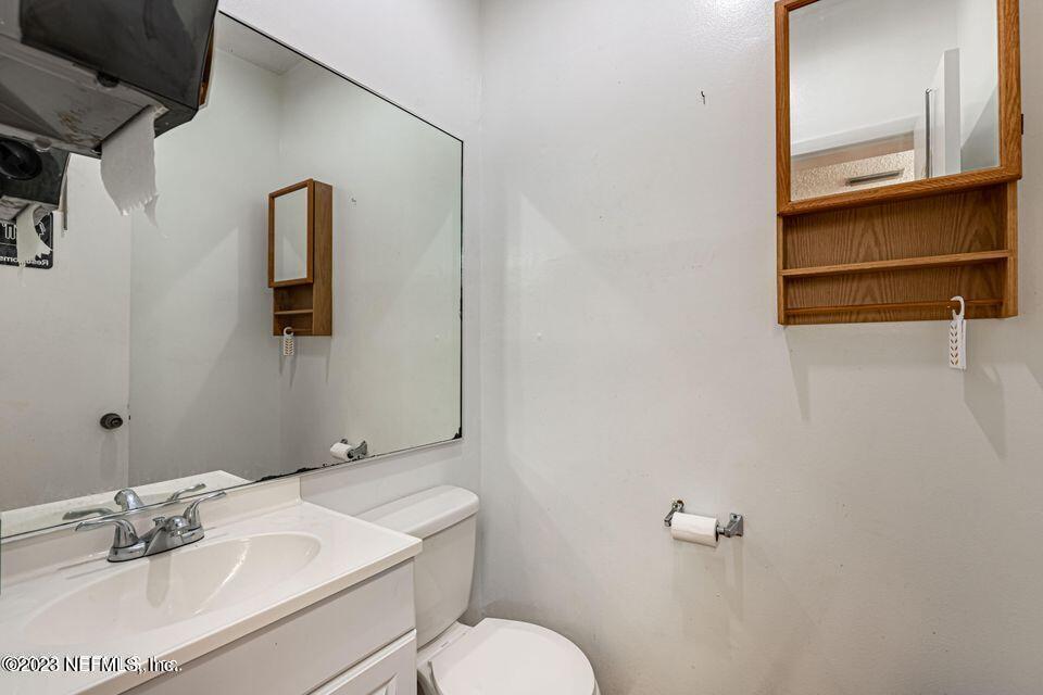 3305 Parental Home Road Jacksonville, FL 32216 - Photo 14 of 26 BATHROOM 2