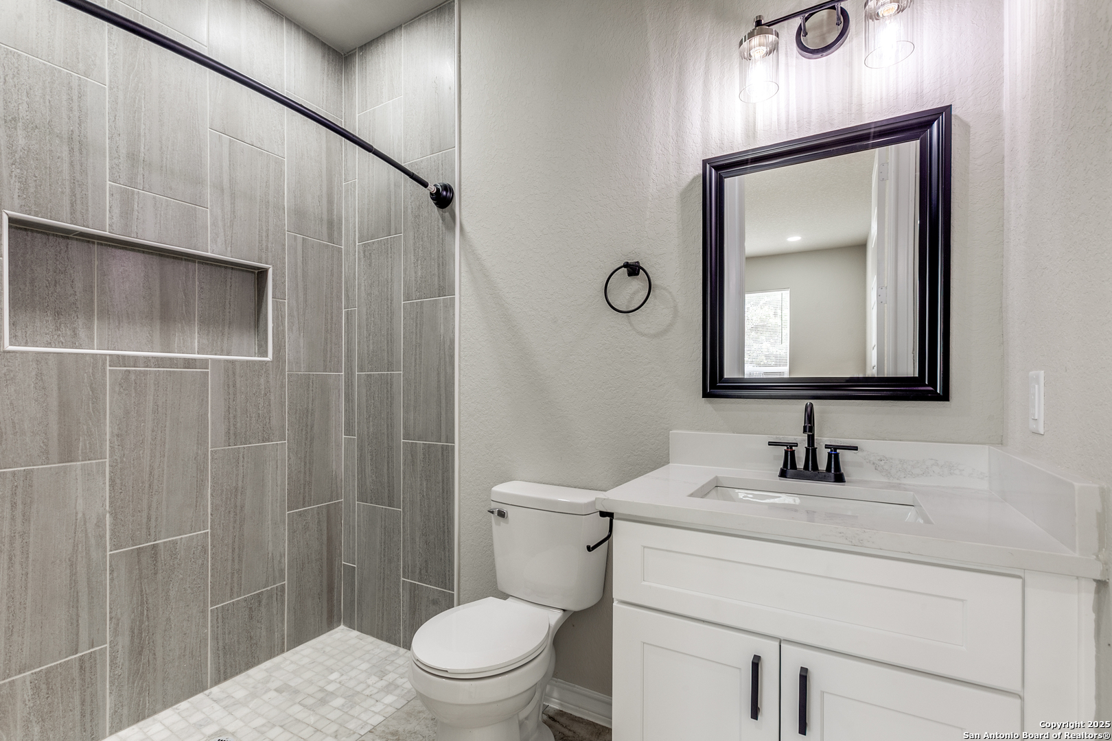 3367 Roland Road San Antonio, TX 78210 - Photo 16 of 28