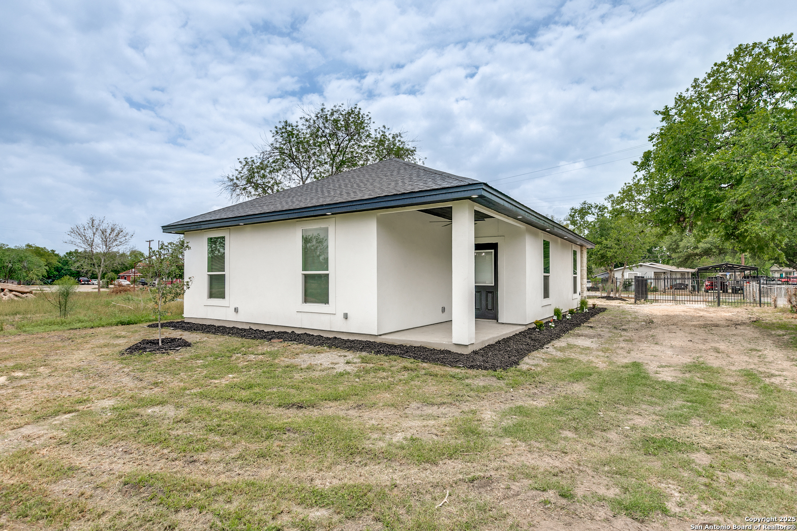 3367 Roland Road San Antonio, TX 78210 - Photo 23 of 28